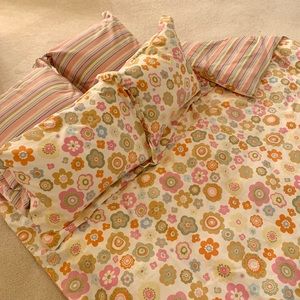 Pottery Barn Full Double-Sided Duvet w/ pillows